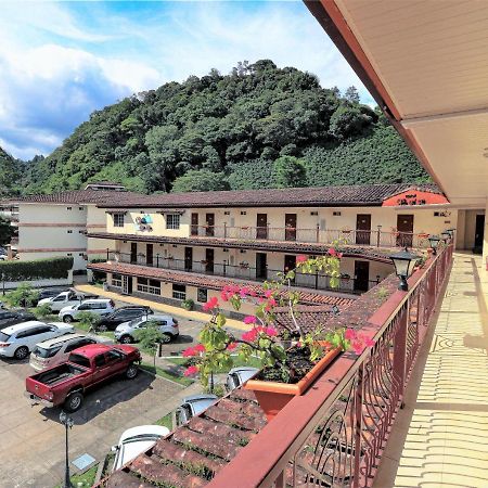 Hotel Valle Del Rio Бокете Экстерьер фото