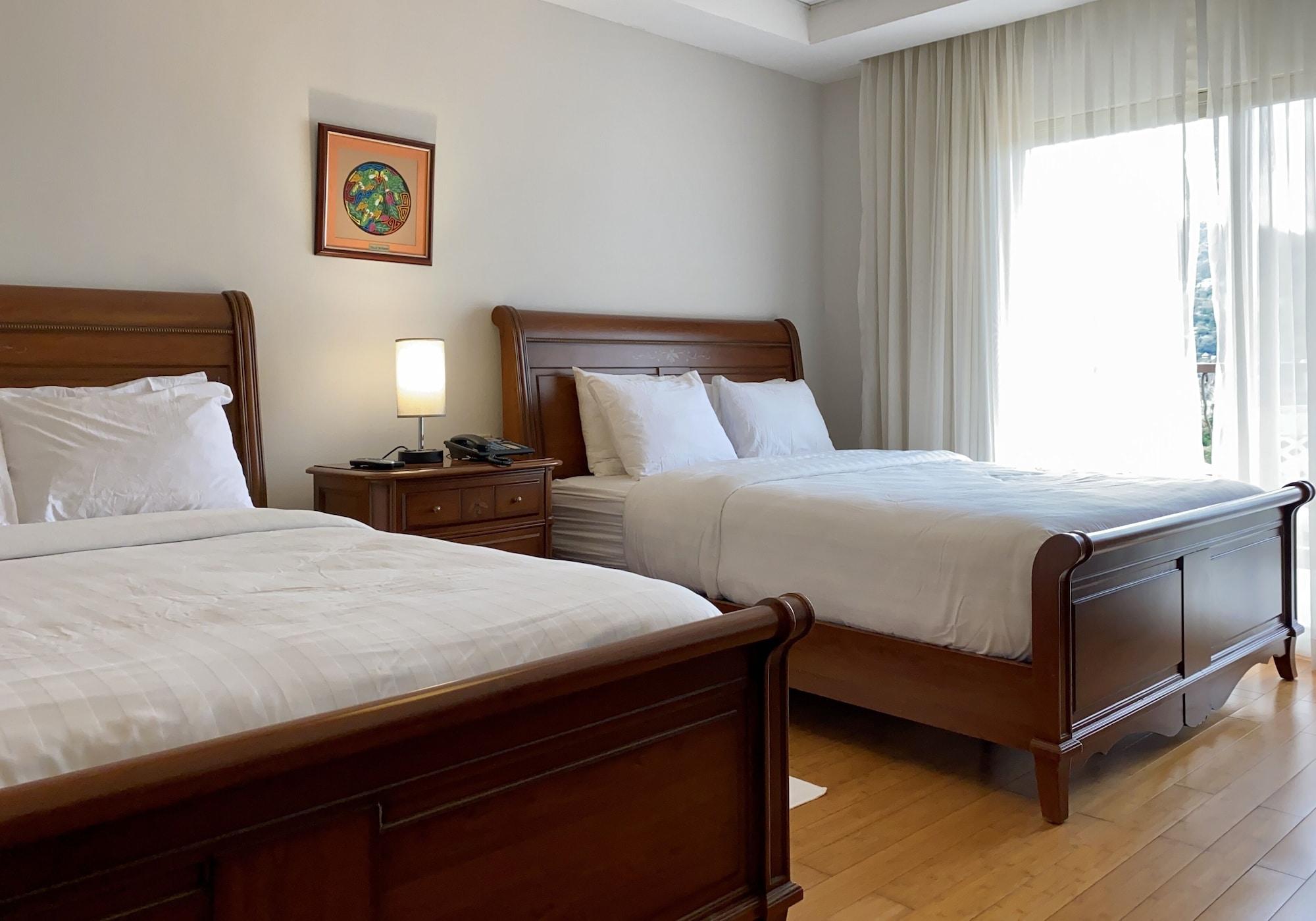 Hotel Valle Del Rio Бокете Экстерьер фото