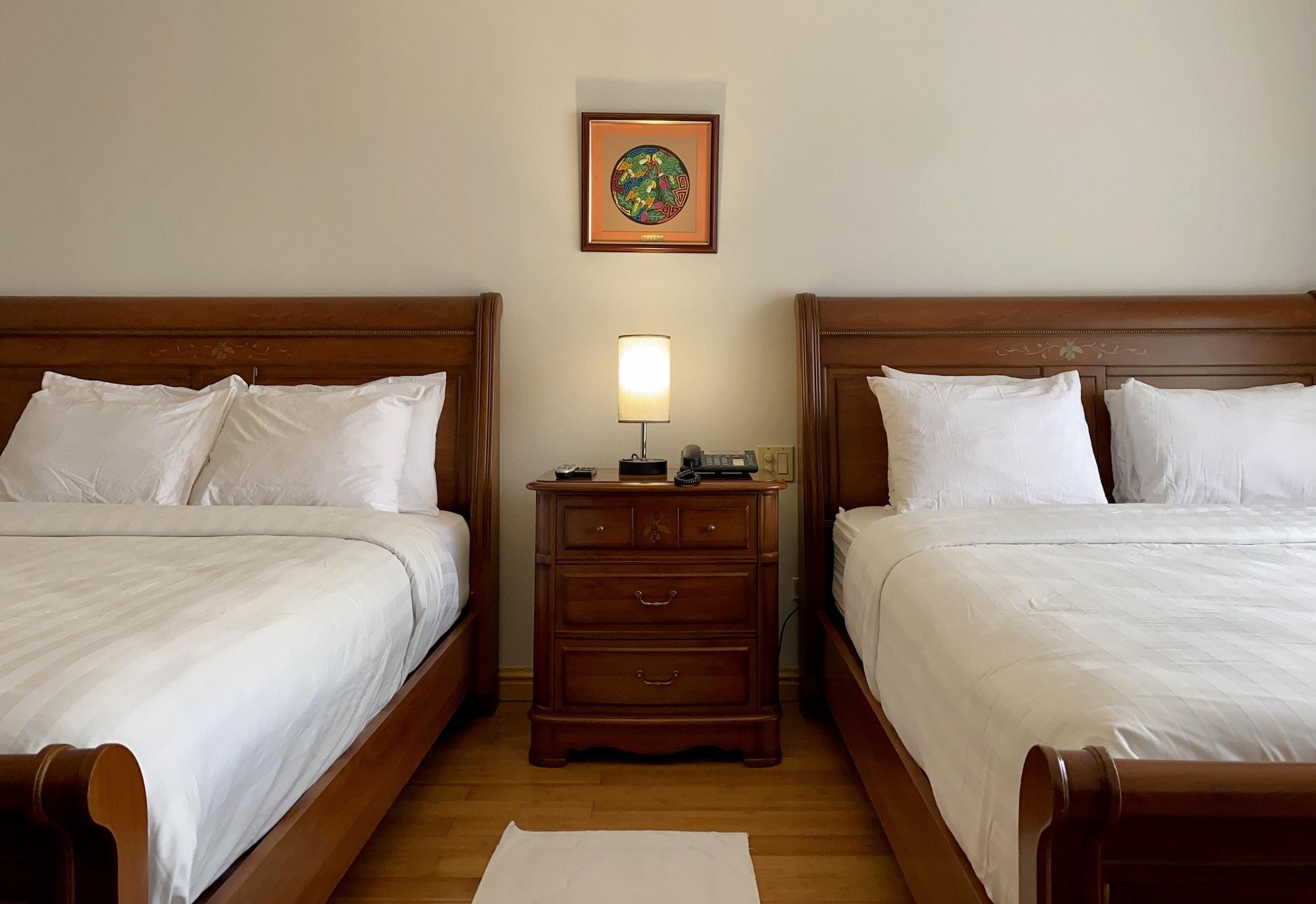 Hotel Valle Del Rio Бокете Экстерьер фото