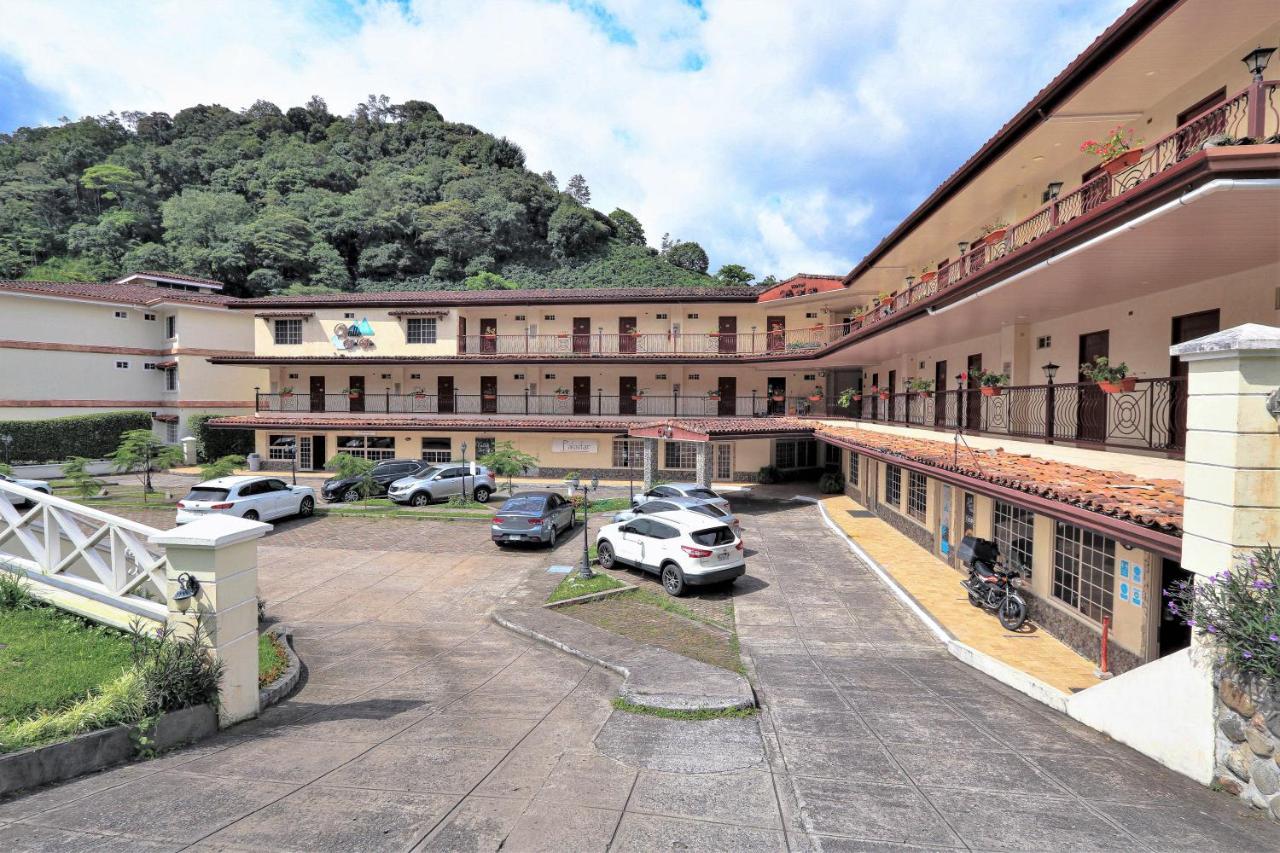 Hotel Valle Del Rio Бокете Экстерьер фото