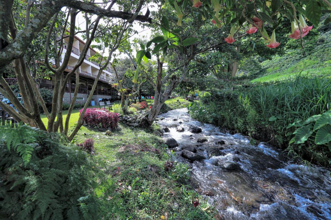 Hotel Valle Del Rio Бокете Экстерьер фото